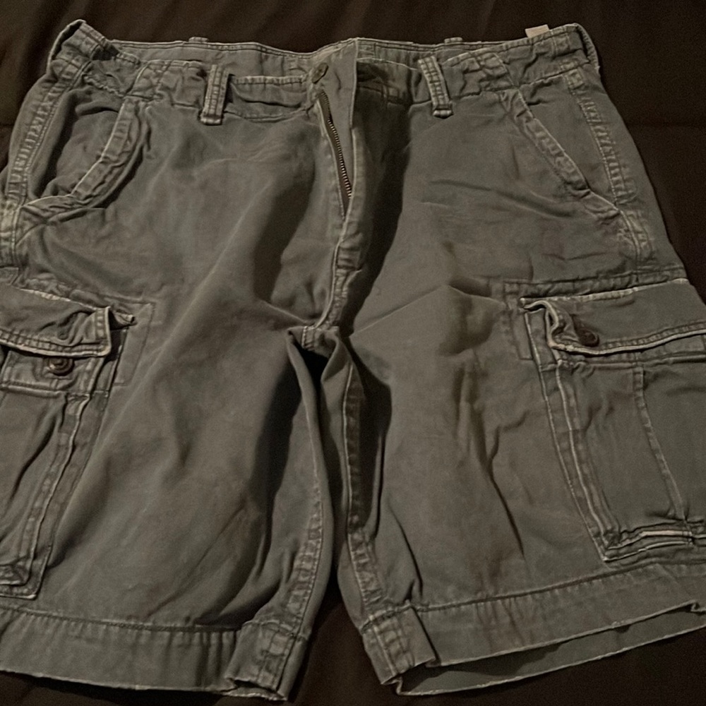 Mens American eagle size 38 blue cargo shorts